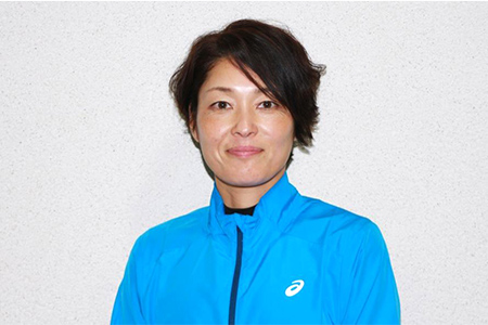 シドニーオリンピック女子マラソン7位入賞の山口衛里コーチも指導しています。